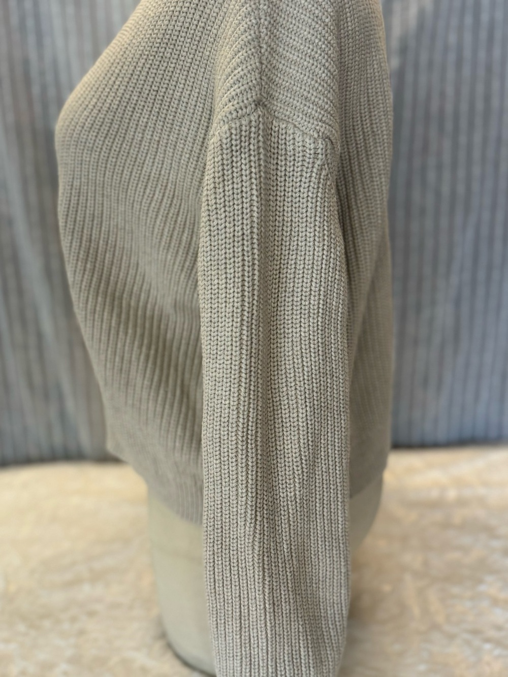 Quince Fisherman V-Neck Sweater 100% Organic Cotton in Speckled Beige Size Large - Picture 8 of 15